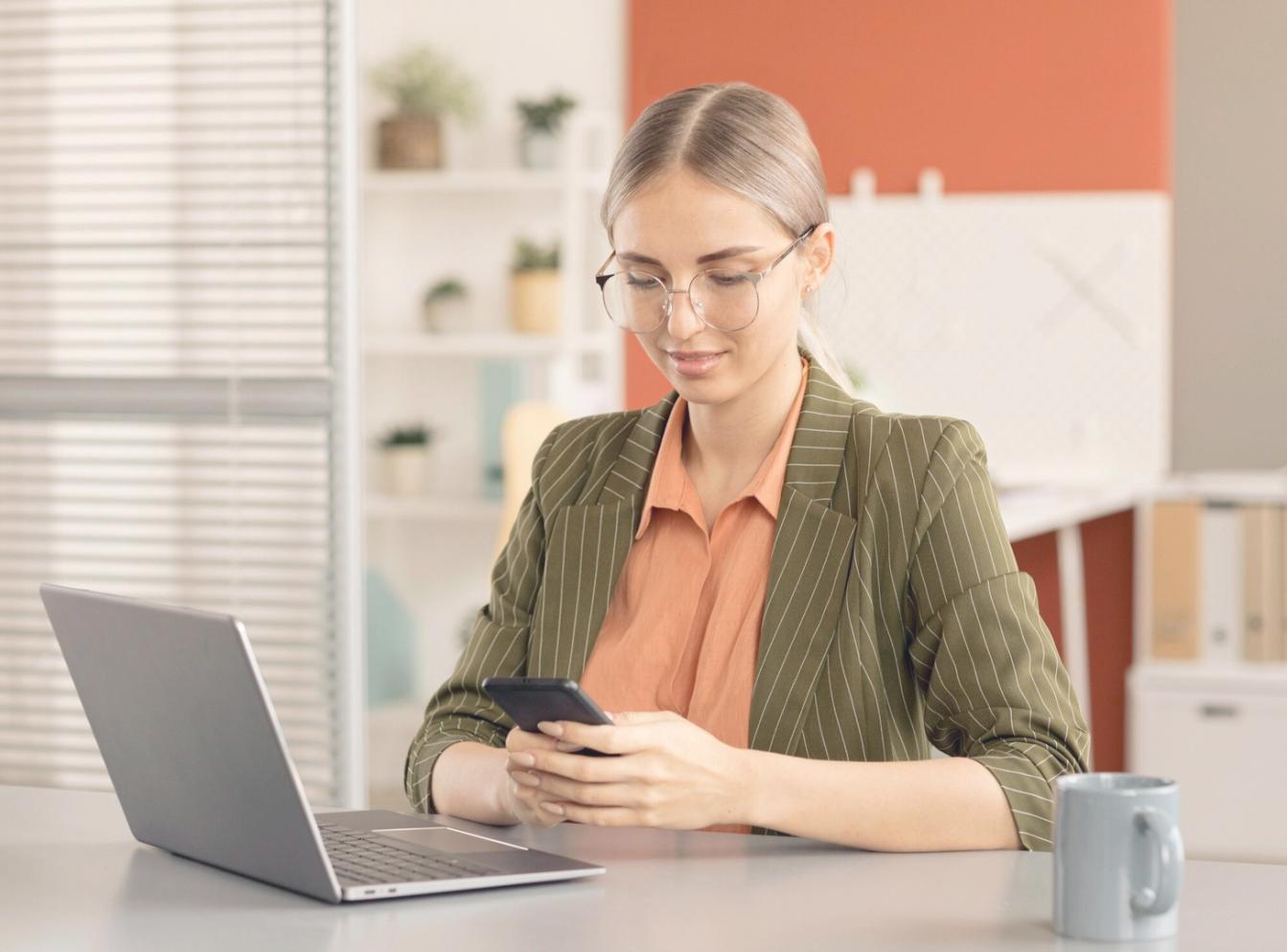 Coaching-Gespräch in ruhiger Atmosphäre